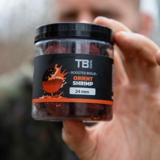 Boilies od Tomáše Blažka – poctivá práce, která chytá Tomáš Blažek není jen rybář, ale i tvůrce nástrah, které mají...